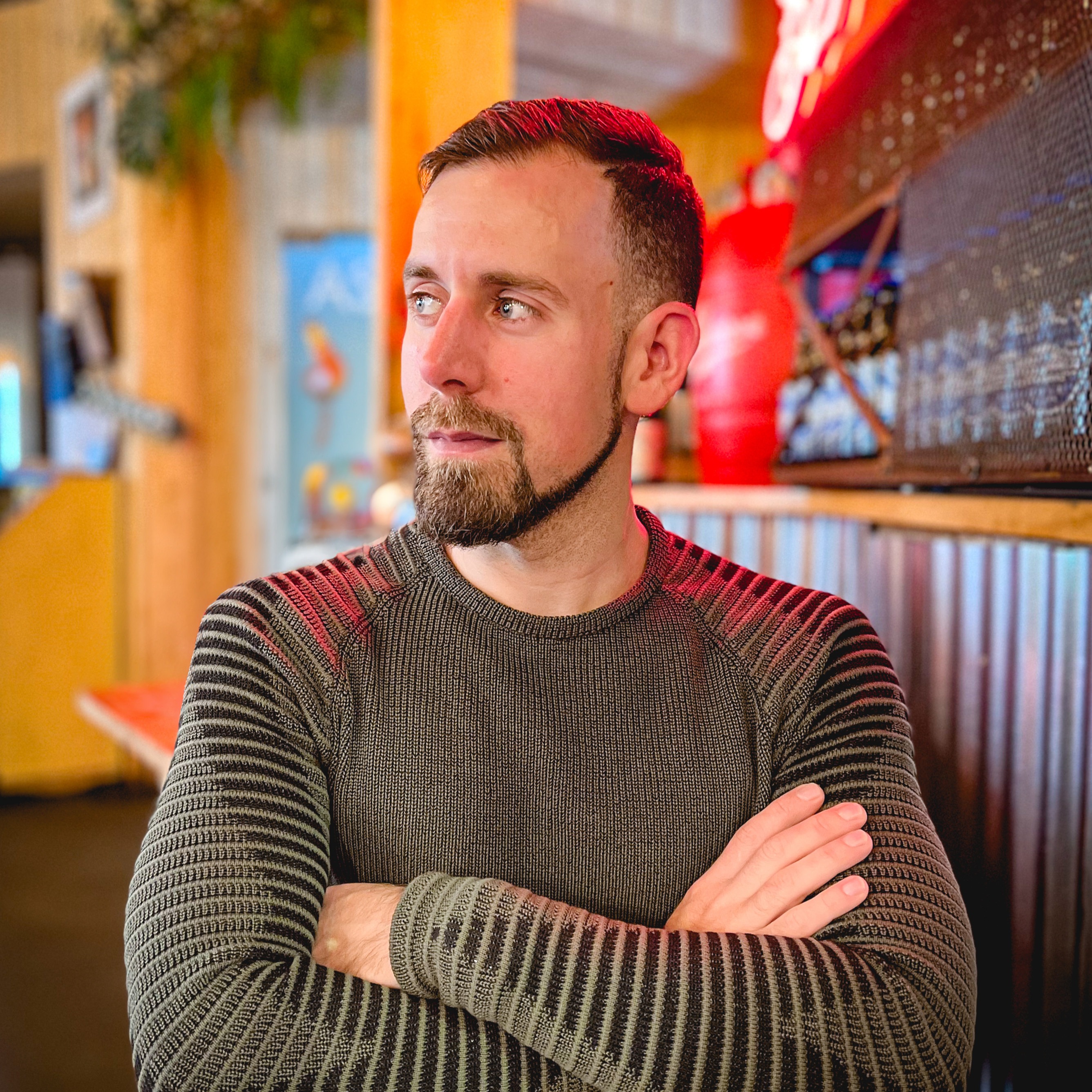 Javi M- Author photo